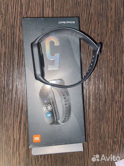 Умный браслет Xiaomi mi5