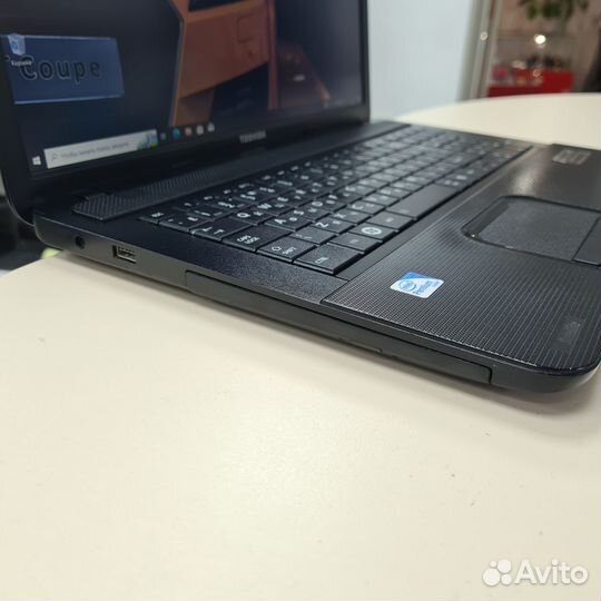 Toshiba C870-D7K 17.3