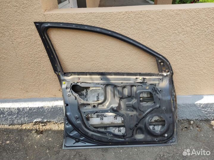 Дверь передняя левая митсубиси лансер х