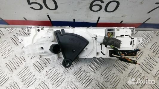 Блок управления печки и климат-контроля ford focus