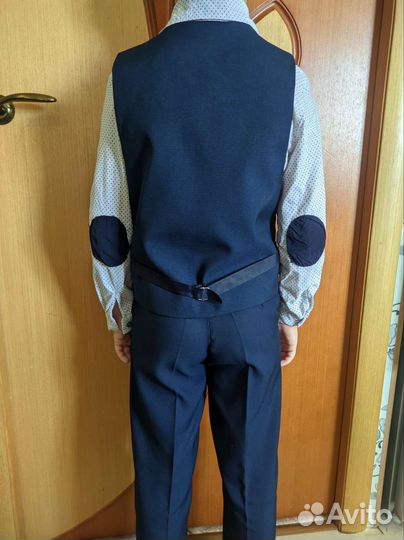 Школьный костюм