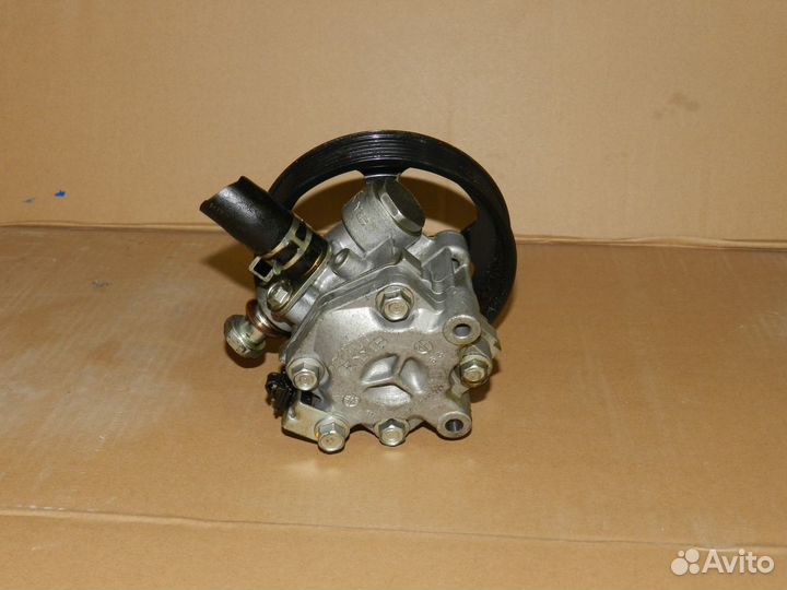 Гур Mitsubishi Outlander XL 2006-2012 4b11