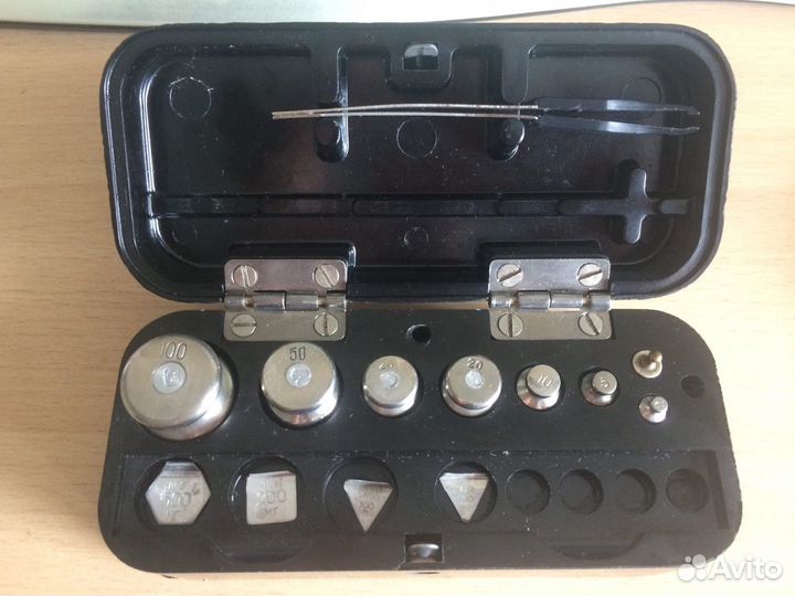 Набор гирь 4 класса Г-4-210 и мг-4-1100-10 гост-61