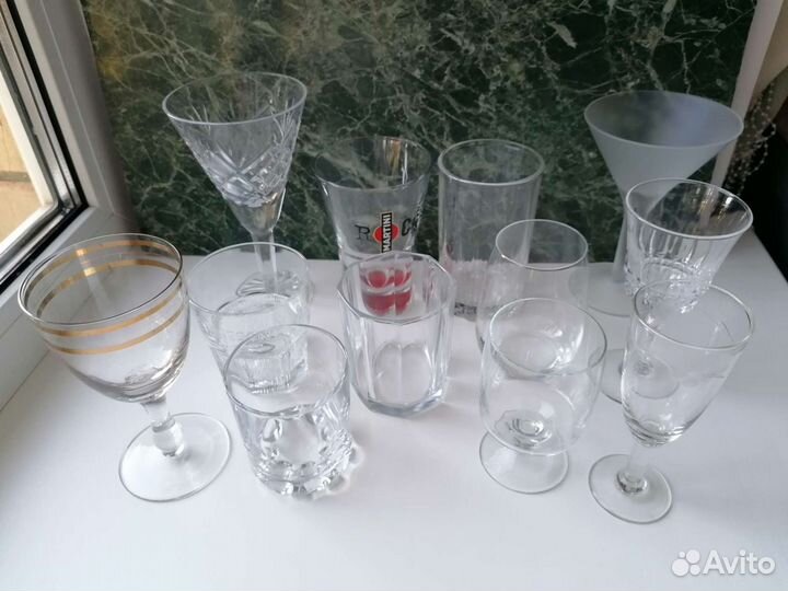 Бокалы, фужеры, стаканы