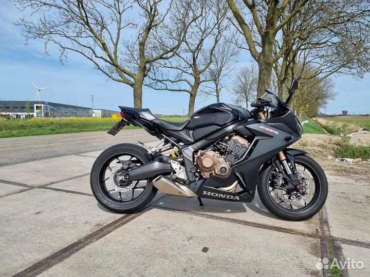 Honda CBR 650R 2021 года