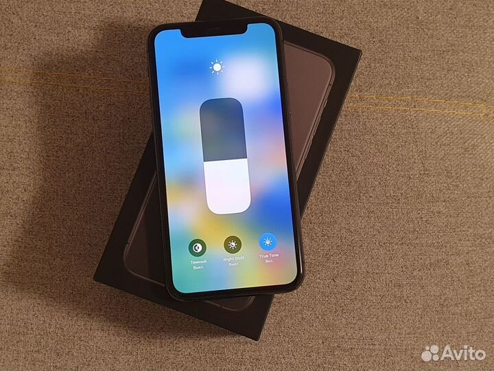 iPhone 11 Pro, 64 ГБ