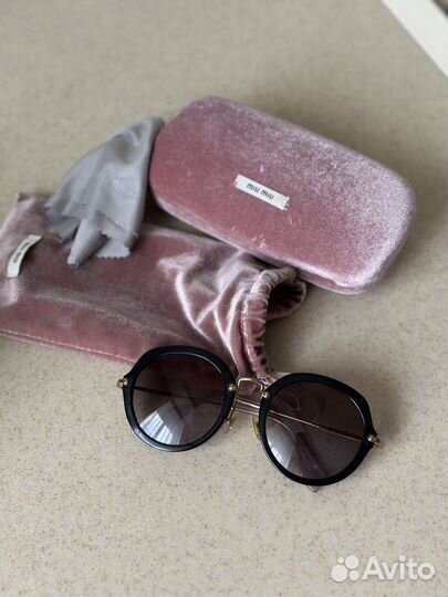 Солнцезащитные очки брендовые женские miumiu
