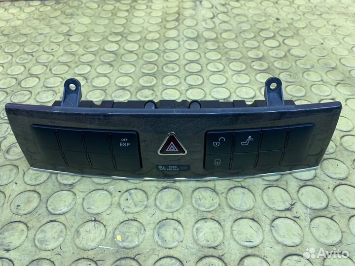 Блок кнопок Mercedes-Benz C-Class W203 271.946 1.8