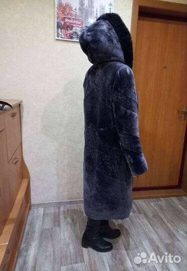 Шуба мутоновая с капюшоном 48
