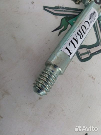 Крюк буксировочный Chevrolet Cobalt Chevrolet Aveo