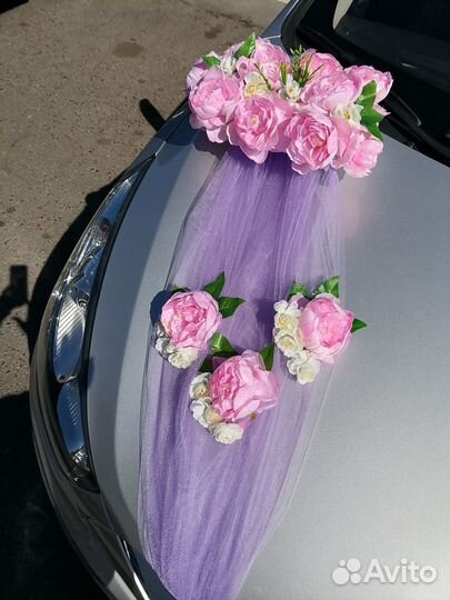 Украшение на автомобиль