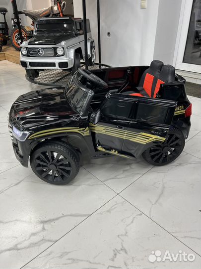 Детский электромобиль