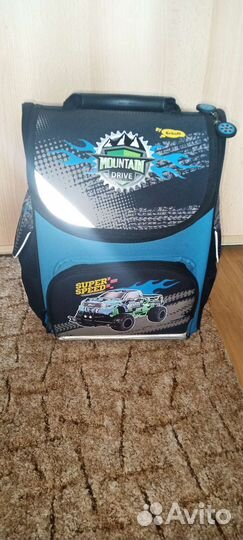 Школьный рюкзак