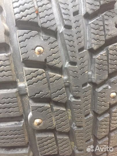 Dunlop SP Winter Ice 01 205/60 R16