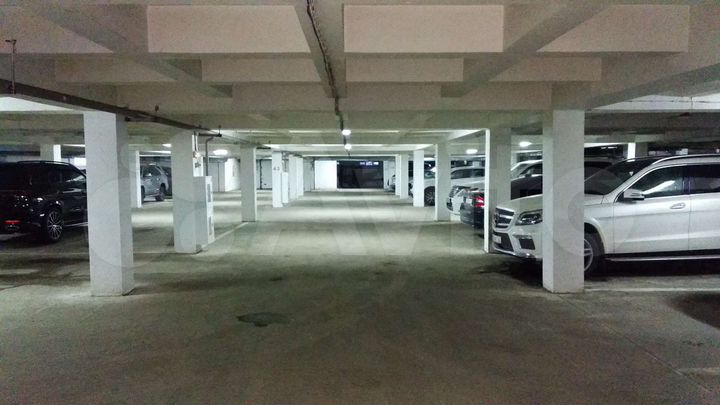 Машиноместо, 21 м²