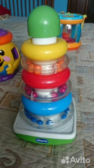 Развивающие игрушки в отличном состоянии