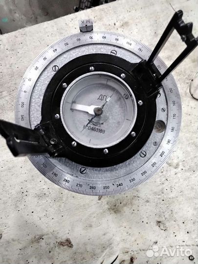 Компас СССР штурманский сзадатчиком курса