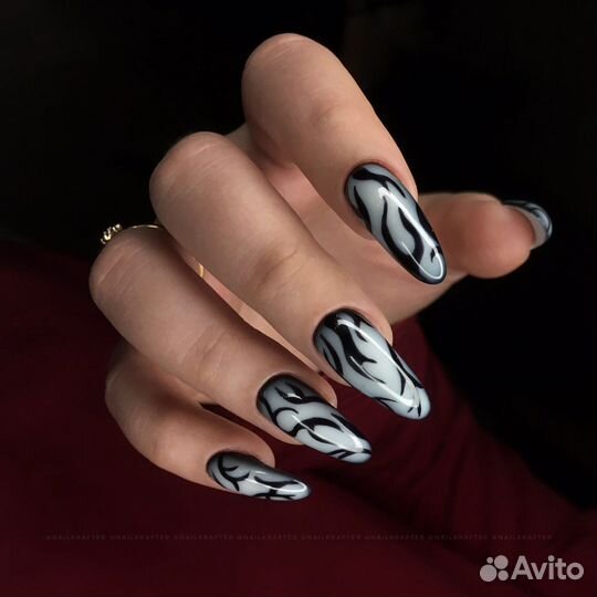 Наращивание и коррекция ногтей