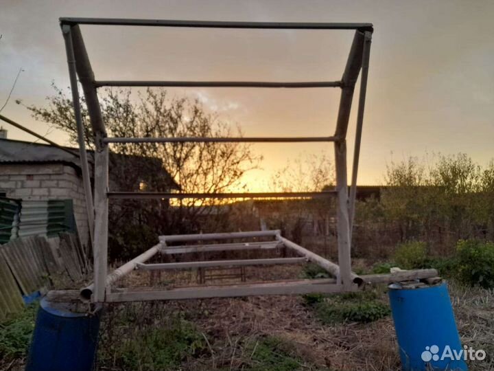 Платформа сеновозка