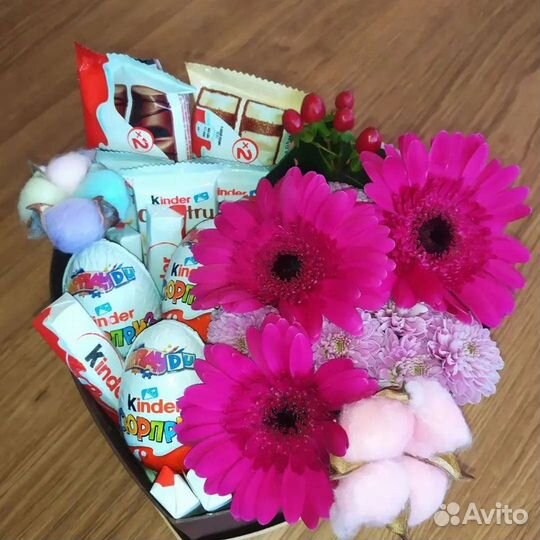 Подарочные наборы, фотозоны, букеты