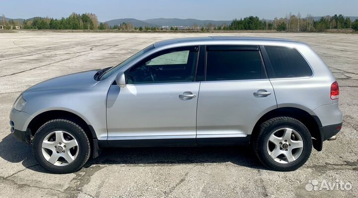 Volkswagen Touareg 2.5 AT, 2005, 220 000 км