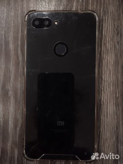 Xiaomi Mi 8 Lite, 4/64 ГБ