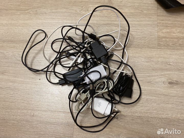 Зарядное устройство