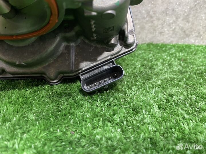 Дроссельная заслонка BMW B58C бмв Б58Ц