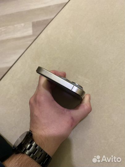 iPhone 15 Pro, 128 ГБ