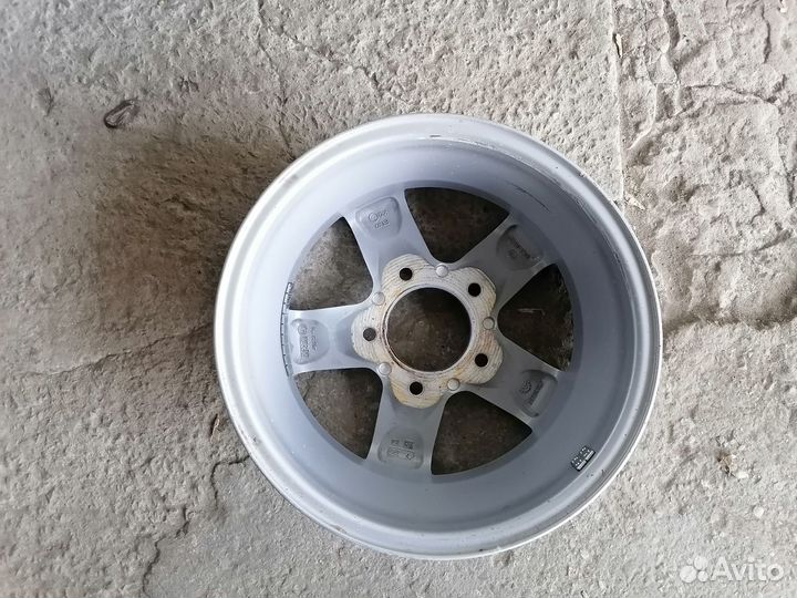 Диск литой r15 Chevrolet Niva