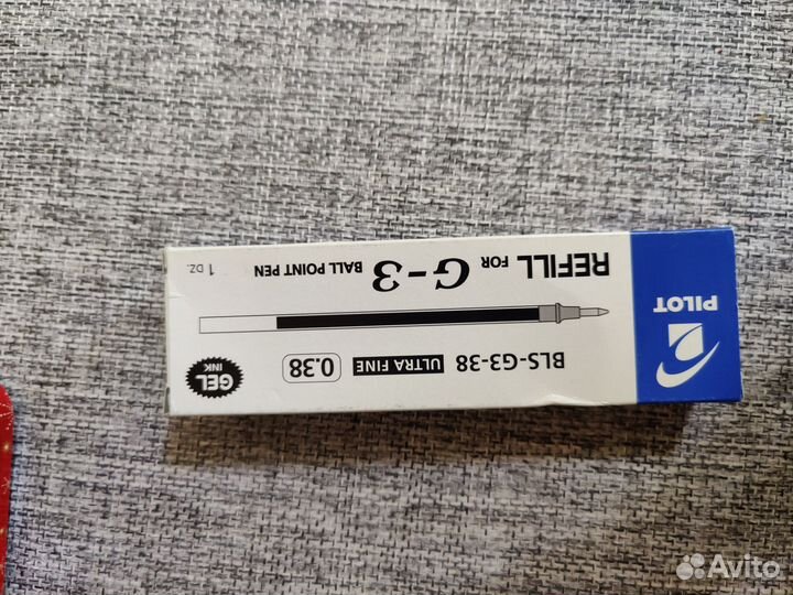 Гелевый стержни для ручки