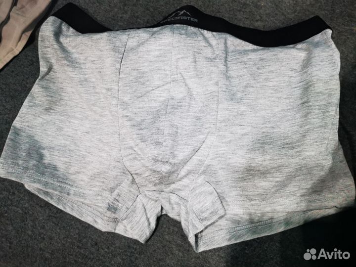 Комплект трусов новые