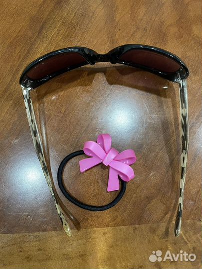 Очки, резинка для волос