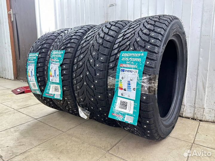 Landspider Arctictraxx 265/65 R17