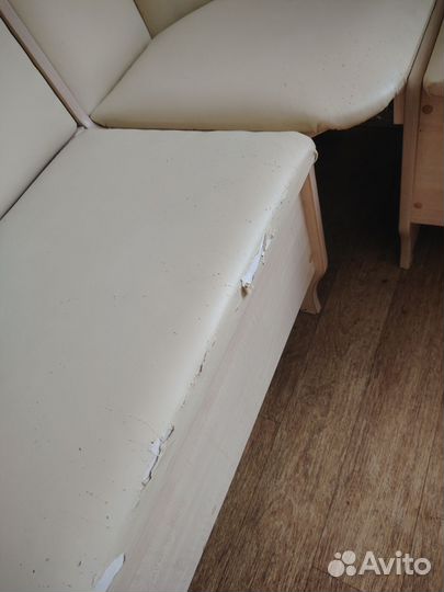Продам кухонный угловой диван