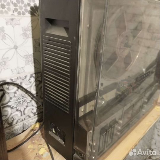 Катушечный магнитофон астра 110