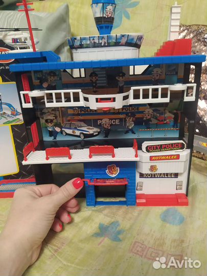 Игровой набор парковка/полицейский участок