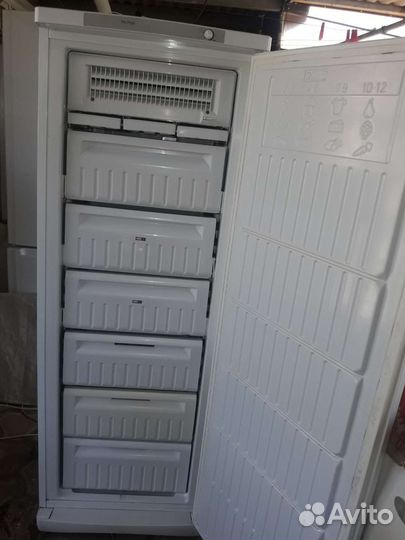 Морозильная камера Indesit fool no frost