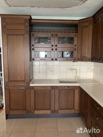 Кухонный гарнитур угловой бу с техникой