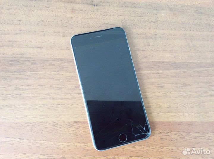 Телефон iPhone 6 plus