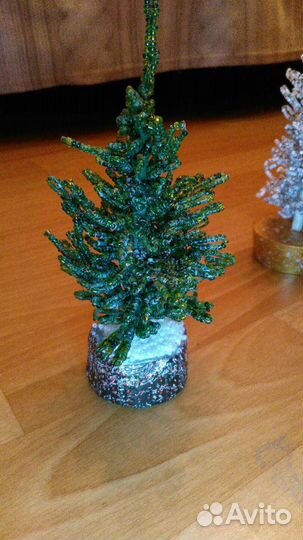 Деревья из бисера