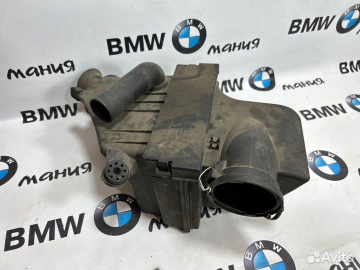 Корпус воздушного фильтра Bmw 5 E39 M52B28TU 1999