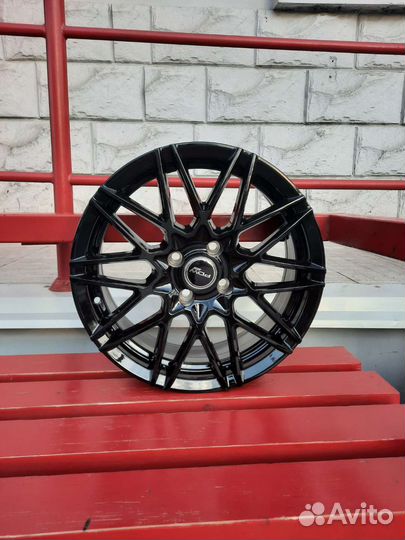 Диск литой Veloce R17 7.0 4*100 ET40 d60.1