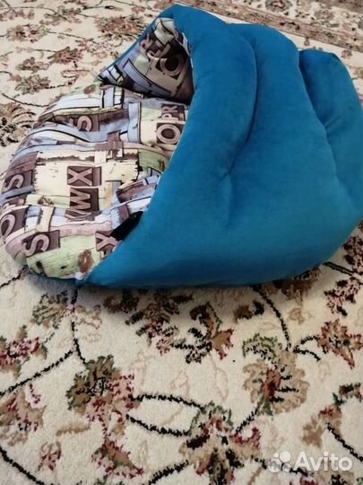 Лежанка для котенка