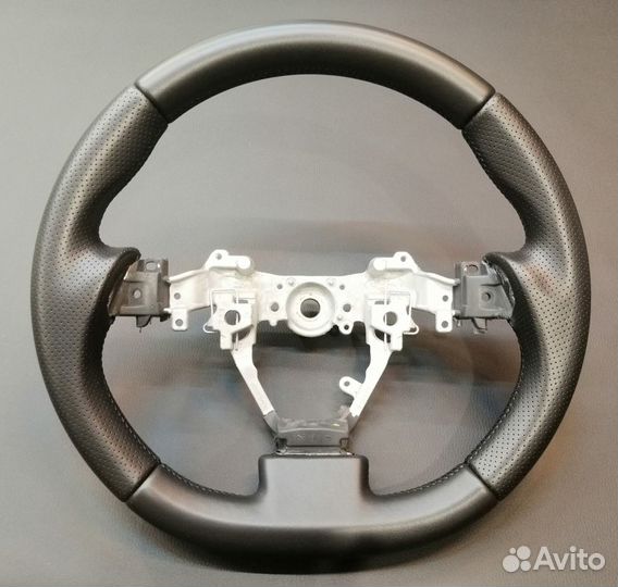 Руль Toyota Camry Highlander Hilux Mark X