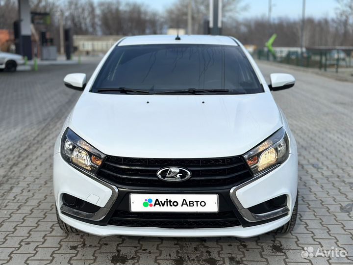 LADA Vesta 1.6 CVT, 2022, битый, 39 000 км