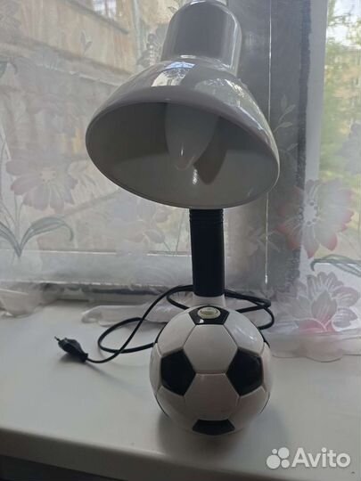 Лампа настольная