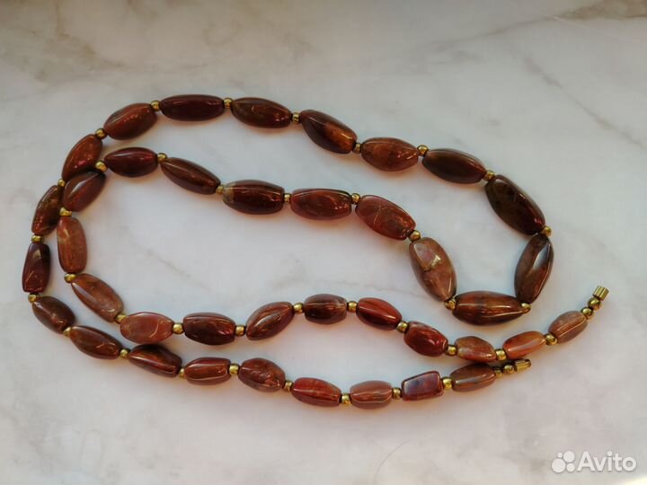 Бусы из натуральных камней сердолики