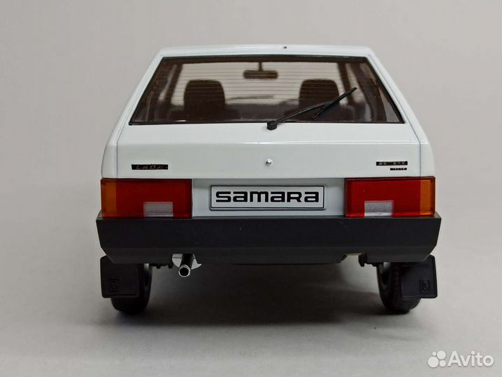 Ваз 2108 LADA Samara Белый 1:18