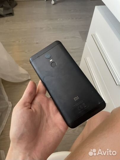 Xiaomi Redmi 5 Plus, 3/32 ГБ